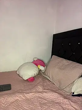 Sofia Fiori online show from November 16, 2025, 4:07 am