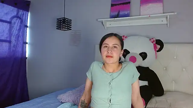 Snapshot of Zaaida_ chatting on October 22, 2025, 1:44 pm Zaaida  online show from October 22, 2025, 1:44 pm