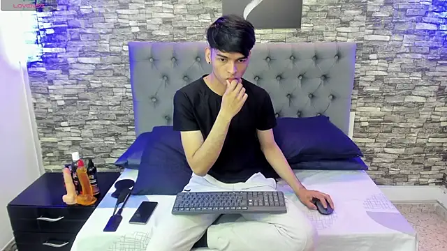 OnlyJos online show from September 25, 2025, 8:23 pm