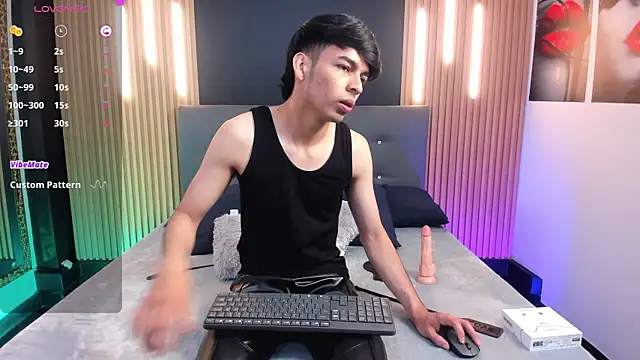 OnlyJos online show from November 17, 2025, 7:52 pm