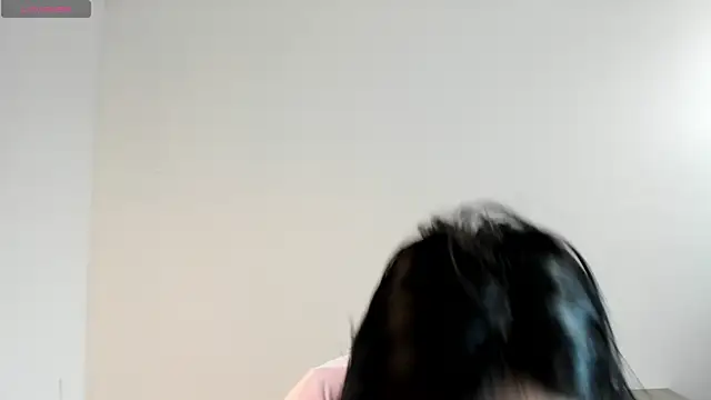 Snapshot of scarlett_bluntt chatting on August 4, 2026, 1:14 pm scarlett bluntt online show from August 4, 2026, 1:14 pm