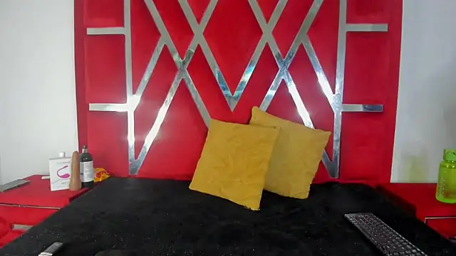 noa roseasm online show from April 11, 2026, 9:30 pm