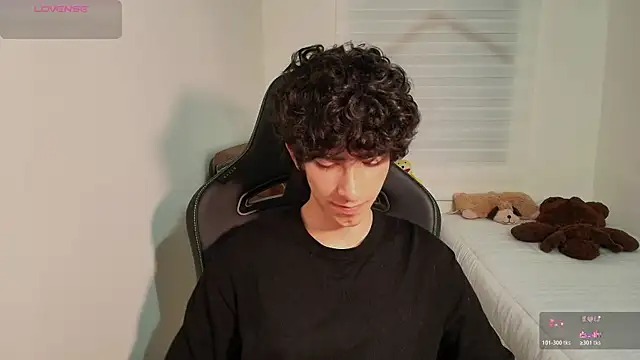 Nude Boy18 online show from June 16, 2026, 4:26 am