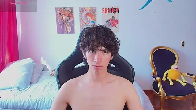 Nude Boy18 online show from July 13, 2026, 8:44 pm