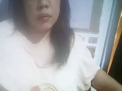 WetgirlAnna online show from April 28, 2026, 11:21 pm