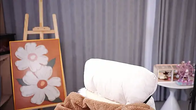 Snapshot of karina0703 chatting on December 17, 2025, 9:37 am karina0703 online show from December 17, 2025, 9:37 am