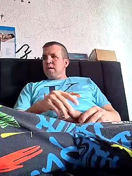 Snapshot of Spritser1980 chatting on June 3, 2026, 7:11 am Spritser1980 online show from June 3, 2026, 7:11 am