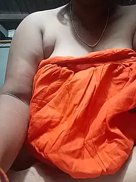 Snapshot of riyanag2 chatting on October 25, 2025, 2:13 pm riyanag2 online show from October 25, 2025, 2:13 pm