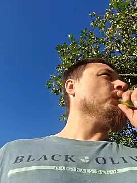 Snapshot of Amberdual chatting on September 15, 2025, 3:12 pm Amberdual online show from September 15, 2025, 3:12 pm