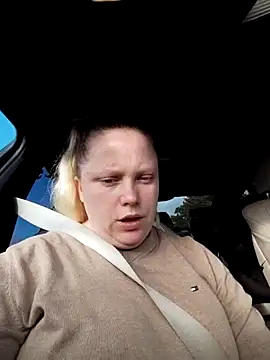 Snapshot of Amberdual chatting on October 15, 2025, 6:57 am Amberdual online show from October 15, 2025, 6:57 am