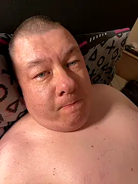 Snapshot of Tornado2007 chatting on November 29, 2025, 7:50 pm Tornado2007 online show from November 29, 2025, 7:50 pm