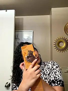 allybluee777 online show from January 9, 2026, 1:47 pm