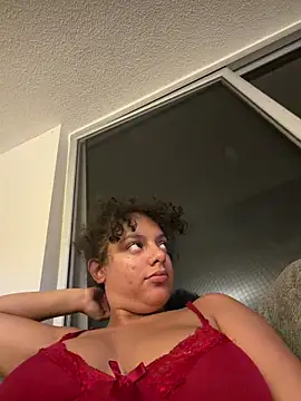 Snapshot of allybluee777 chatting on May 16, 2026, 3:36 am allybluee777 online show from May 16, 2026, 3:36 am