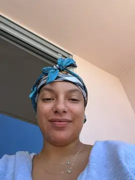 Snapshot of allybluee777 chatting on July 19, 2026, 3:38 pm allybluee777 online show from July 19, 2026, 3:38 pm