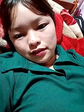 XoiXoi232 online show from October 10, 2025, 11:59 pm