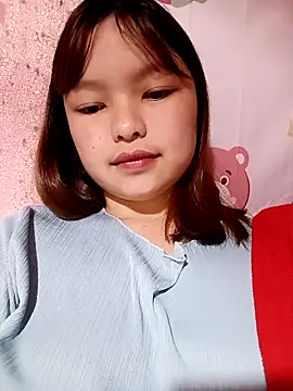 XoiXoi232 online show from November 25, 2025, 1:05 am