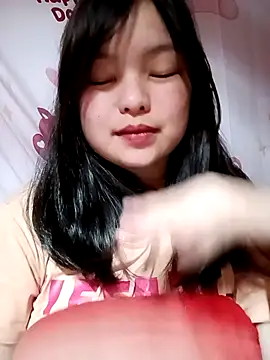 XoiXoi232 online show from March 4, 2026, 9:37 am