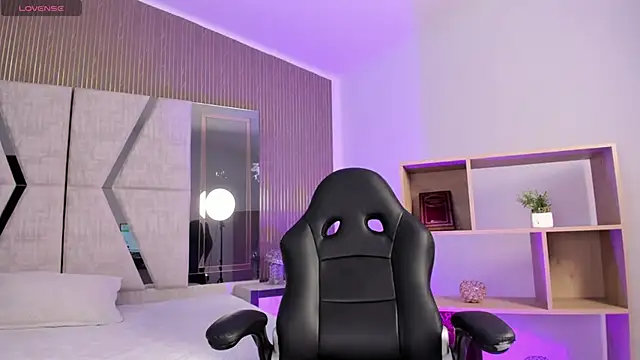 Snapshot of Axel_grey_ chatting on February 23, 2026, 12:57 pm Axel grey online show from February 23, 2026, 12:57 pm