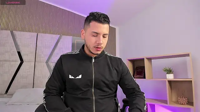 Snapshot of Axel_grey_ chatting on February 25, 2026, 12:26 pm Axel grey online show from February 25, 2026, 12:26 pm