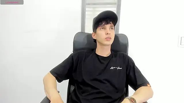 Jheampiiero online show from April 1, 2026, 9:12 pm