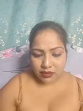 hornypriya696 online show from September 25, 2025, 6:33 pm