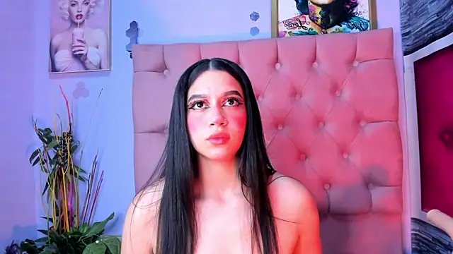 Megan Luxe online show from December 21, 2025, 9:05 am