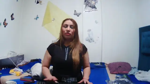 Snapshot of AddyStuart_ chatting on June 24, 2026, 4:11 am AddyStuart online show from June 24, 2026, 4:11 am