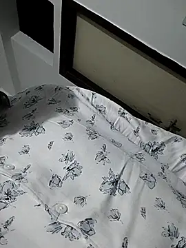 Satyachowdary199623 online show from November 17, 2025, 12:05 am