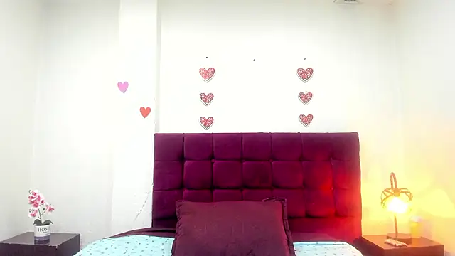 Snapshot of MashaPiink chatting on March 3, 2026, 1:06 pm MashaPiink online show from March 3, 2026, 1:06 pm