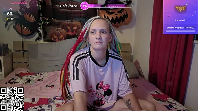 lisa yummi online show from October 29, 2025, 10:44 pm