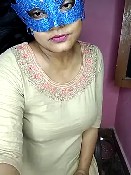 MEERAcle online show from September 27, 2025, 10:04 pm