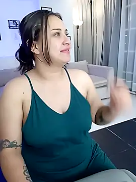 Laureen se online show from May 21, 2026, 5:03 am