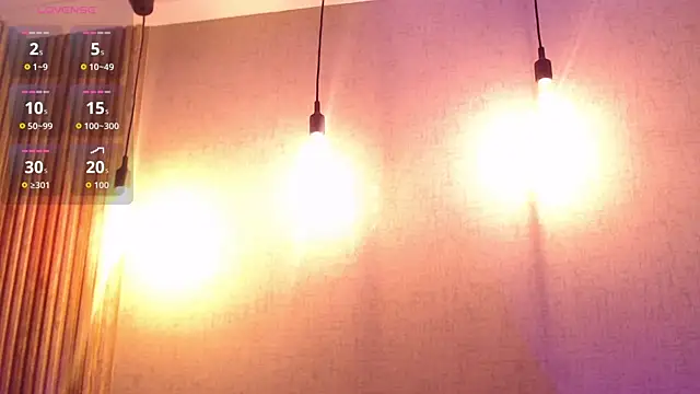 Snapshot of KimGarces chatting on October 21, 2025, 8:53 pm KimGarces online show from October 21, 2025, 8:53 pm