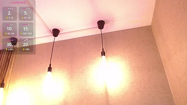 Snapshot of KimGarces chatting on November 2, 2025, 3:25 pm KimGarces online show from November 2, 2025, 3:25 pm