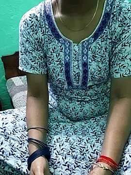 Apurvaa online show from December 4, 2025, 4:05 pm