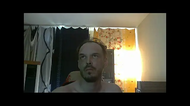 Jenner84 online show from September 9, 2025, 1:54 pm