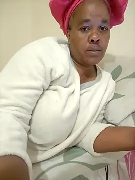 Ebonyboobsmilk online show from October 2, 2025, 5:31 pm