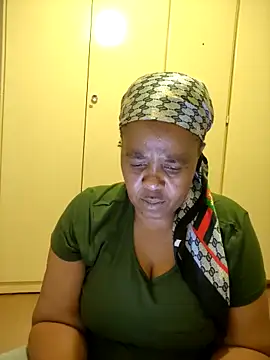 Ebonyboobsmilk online show from October 9, 2025, 4:27 pm