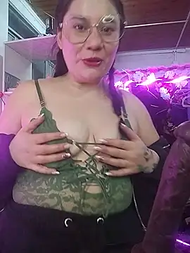 Snapshot of miichellemalvoa chatting on July 15, 2026, 2:28 am miichellemalvoa online show from July 15, 2026, 2:28 am