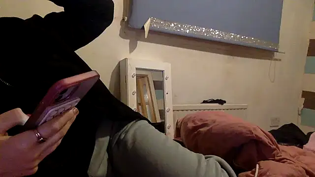 Bellababexox online show from November 16, 2025, 7:08 pm