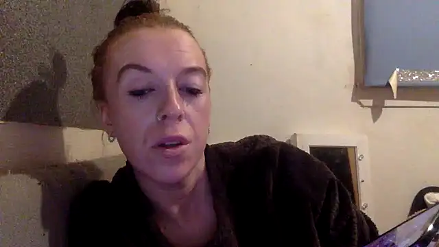 Snapshot of Bellababexox chatting on March 12, 2026, 2:29 am Bellababexox online show from March 12, 2026, 2:29 am