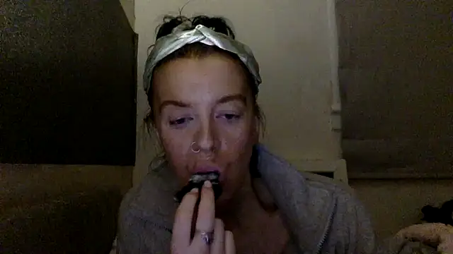 Snapshot of Bellababexox chatting on July 12, 2026, 2:57 am Bellababexox online show from July 12, 2026, 2:57 am