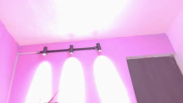 AndreaSweet2 online show from May 27, 2026, 7:44 pm