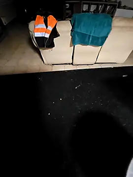 Stingles online show from April 16, 2026, 9:39 pm