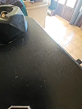 Stingles online show from April 17, 2026, 10:07 am