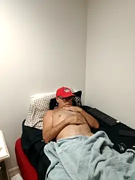 pareja-40-20 online show from March 8, 2026, 2:04 am