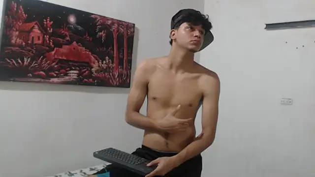 alice julls online show from September 27, 2025, 7:52 pm