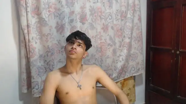 alice julls online show from January 5, 2026, 5:27 pm