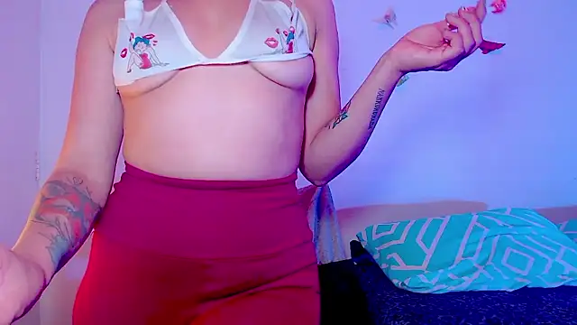 Dirtyhoneymoon online show from January 12, 2026, 1:33 am