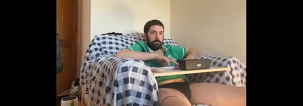 Big Bi Cub online show from November 15, 2025, 11:40 am